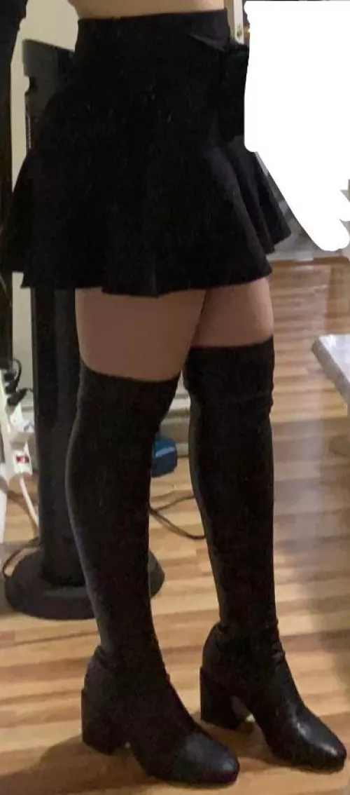 Glad to blue our my roommate