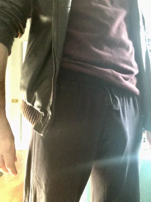 Going commando to the grocery