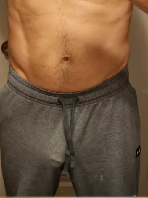 Gray sweats season is here