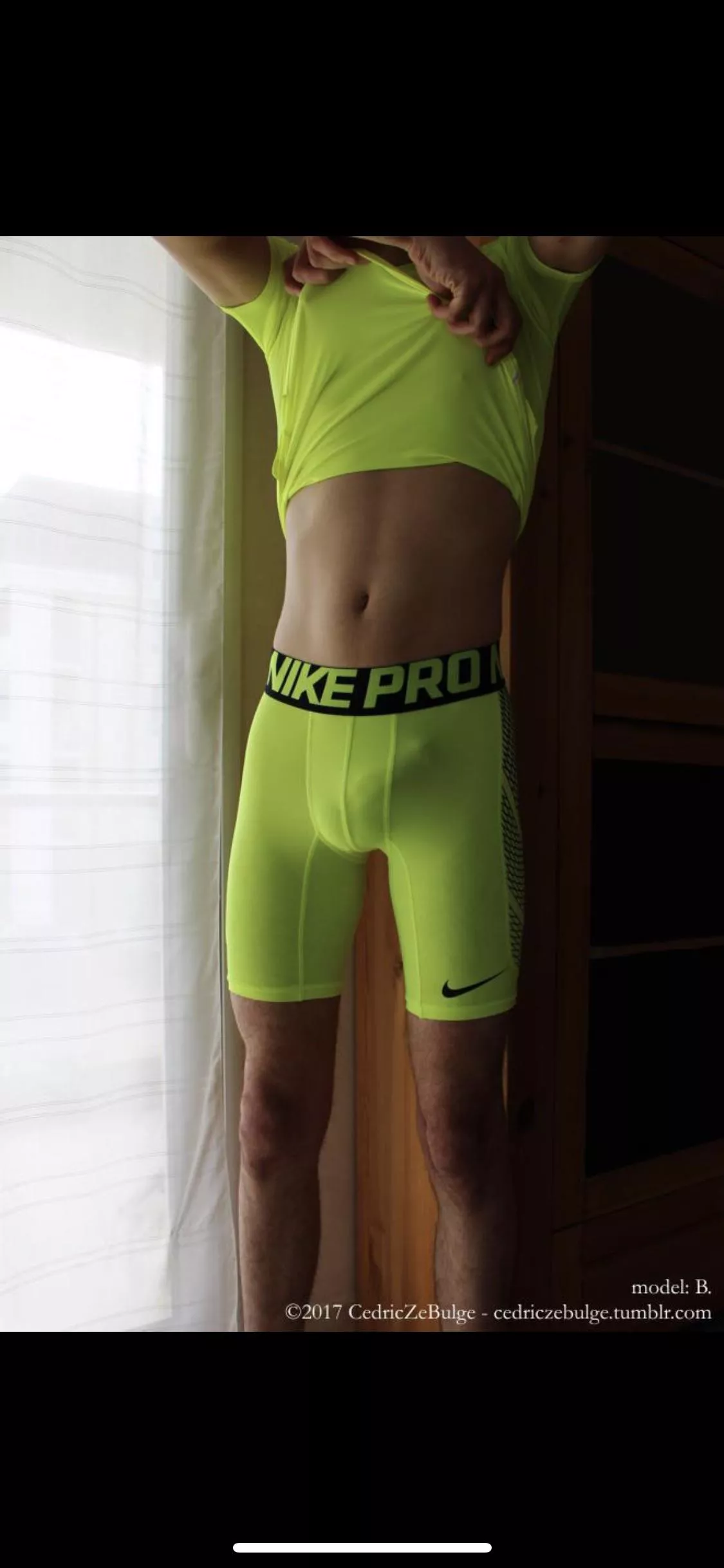 I someone have a Nike pro hyper cool or something like this ?
