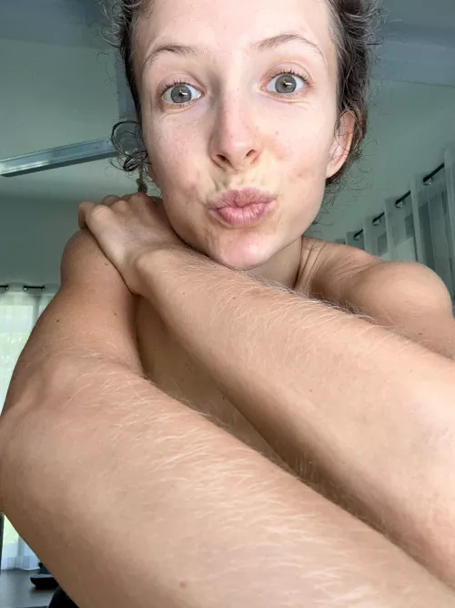 Look how long and fluffy my blonde arms are