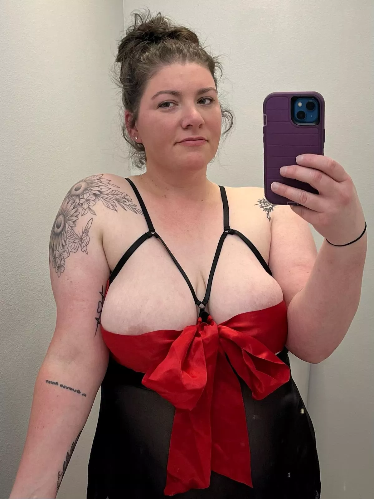 Milf Monday @roxanne86_love