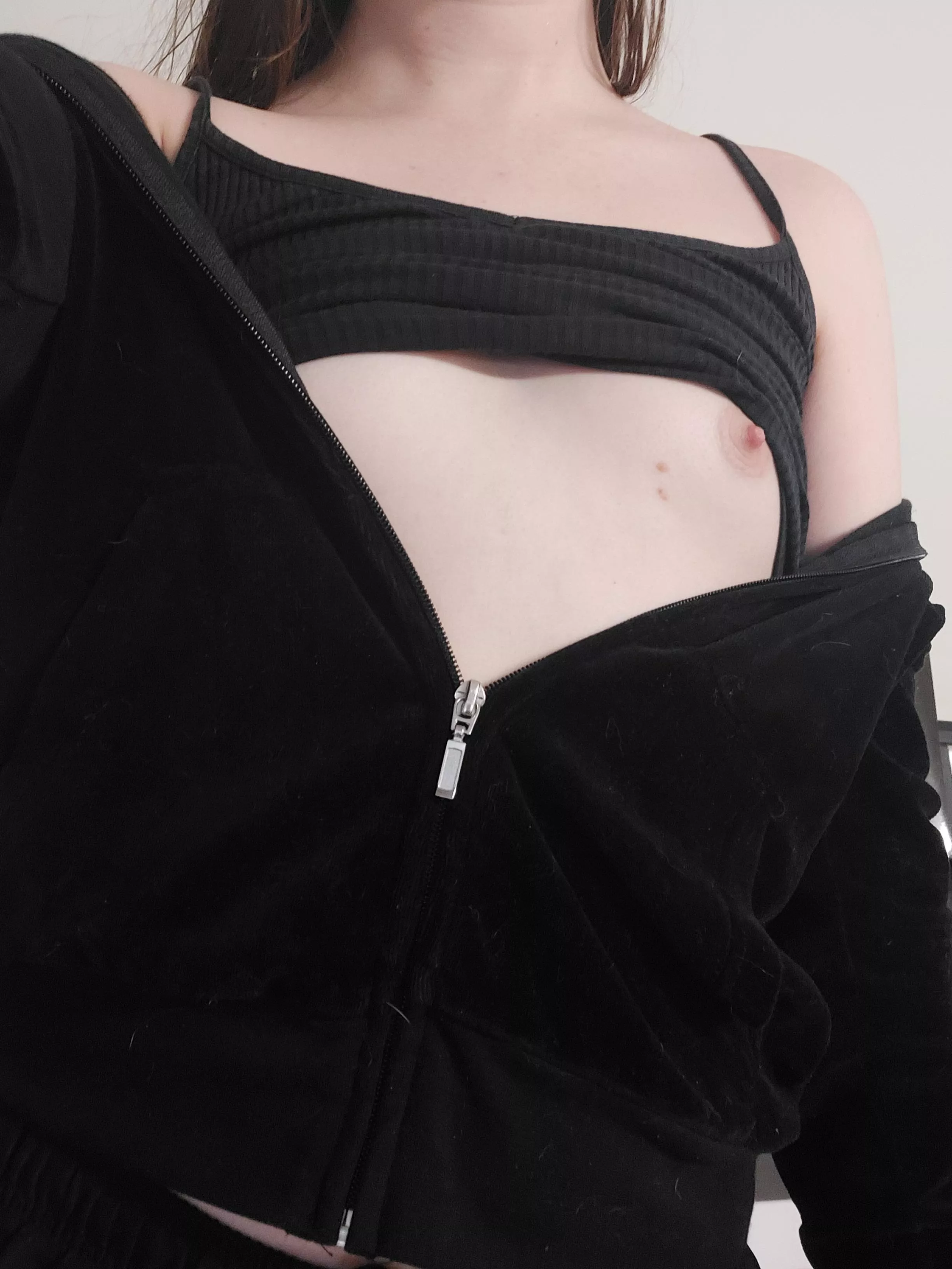 No bras for these tiny breasts