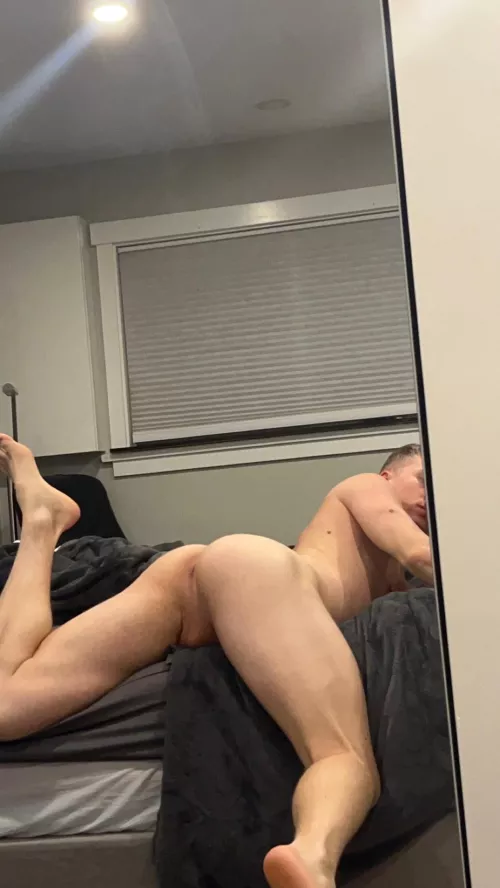 Thoughts on my soccer ass? (Pro college athlete here)