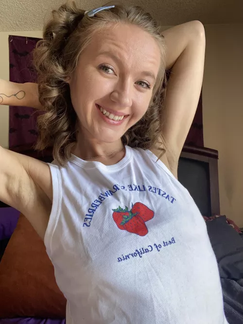 Would you stare at my armpits a lot if we were friends (;