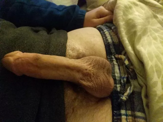 32M Just hanging out