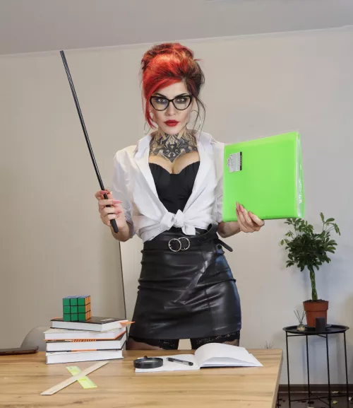 Come to my office after class, I have an urgent task that I can only entrust to such a capable student as you