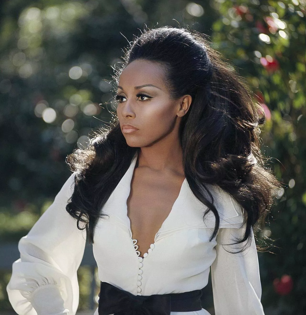 Diahann Carroll (1968)