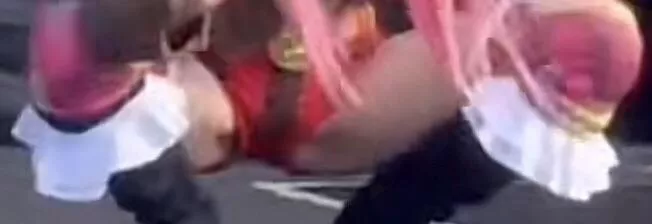 Guys, is there a fetish name out there when the girl sits down and her front tights show these massive lines into her pelvis like this???