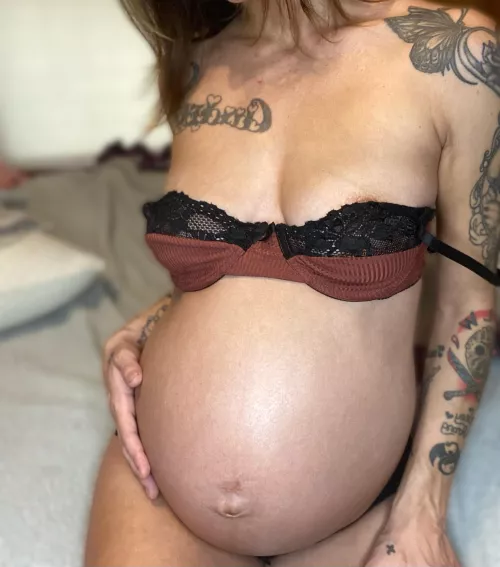 How much do you love my pregnant body?