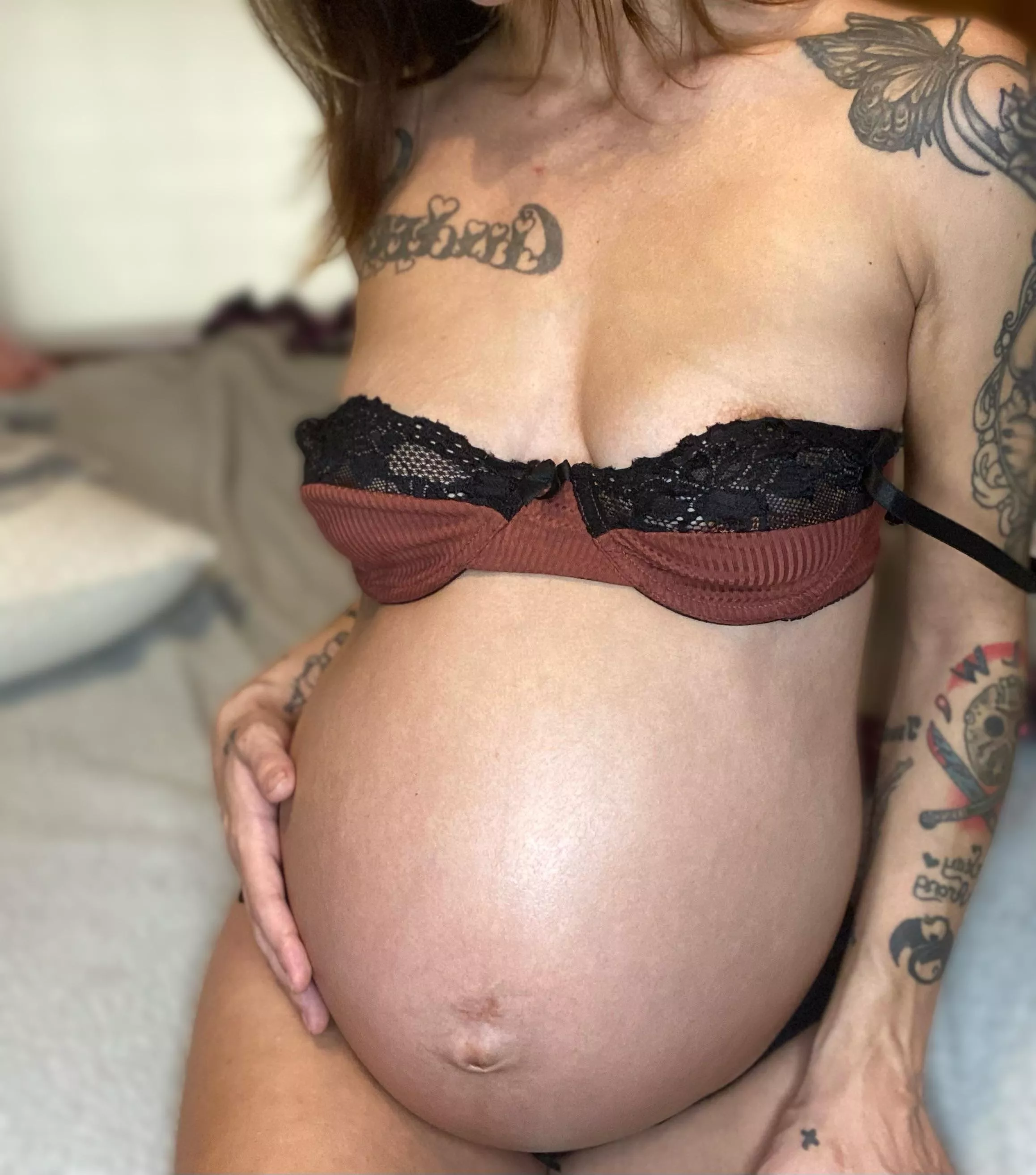 How much do you love my pregnant body?