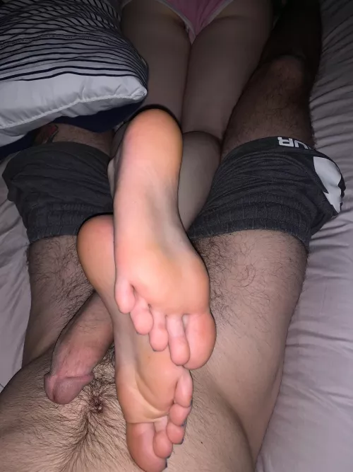 I know you wish that was your cock under my feet don’t you?
