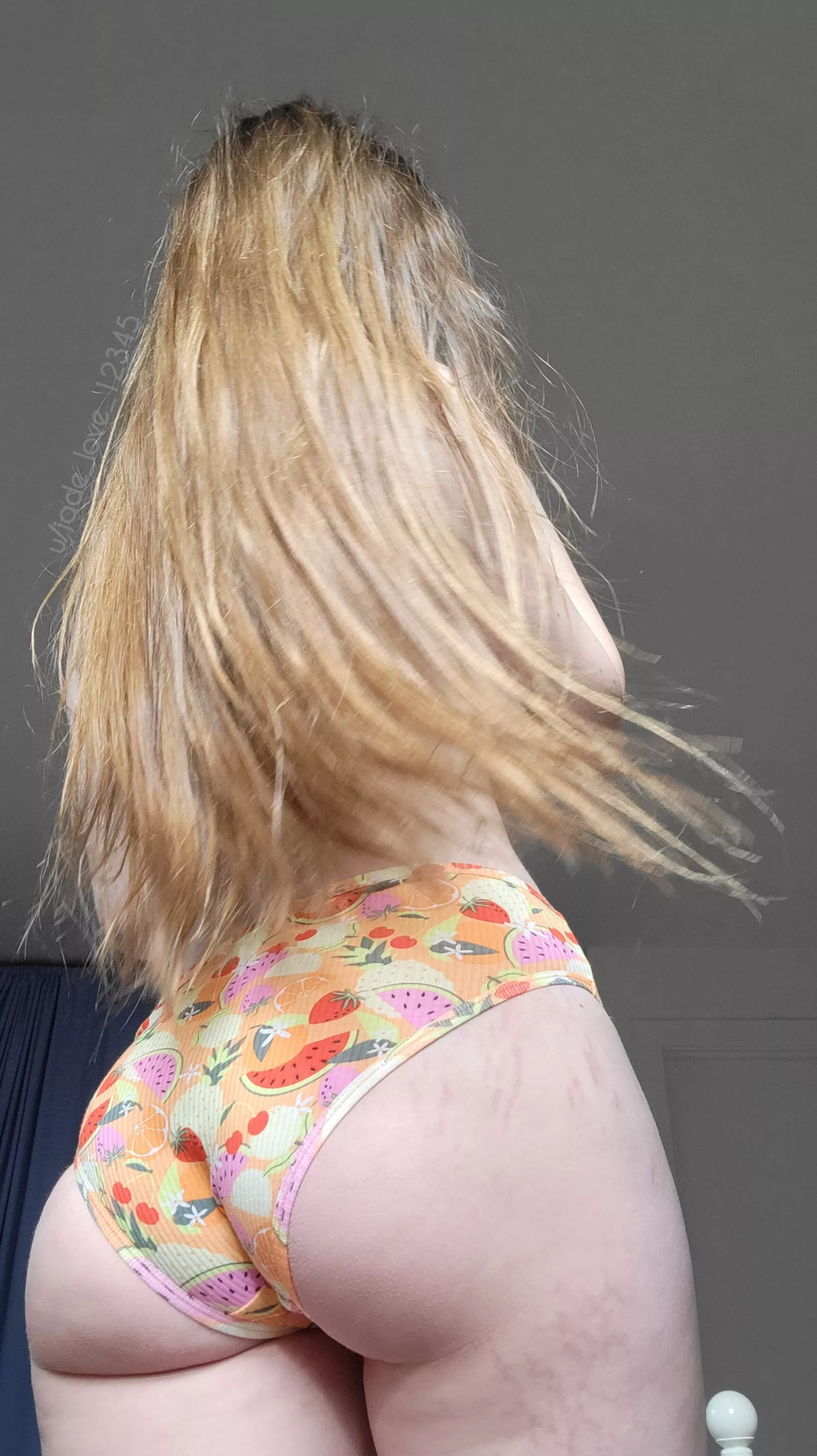 I think I might be too thick for these panties