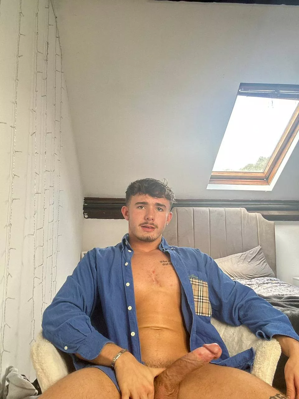 If we were roommates, is it okay if I walk around naked??