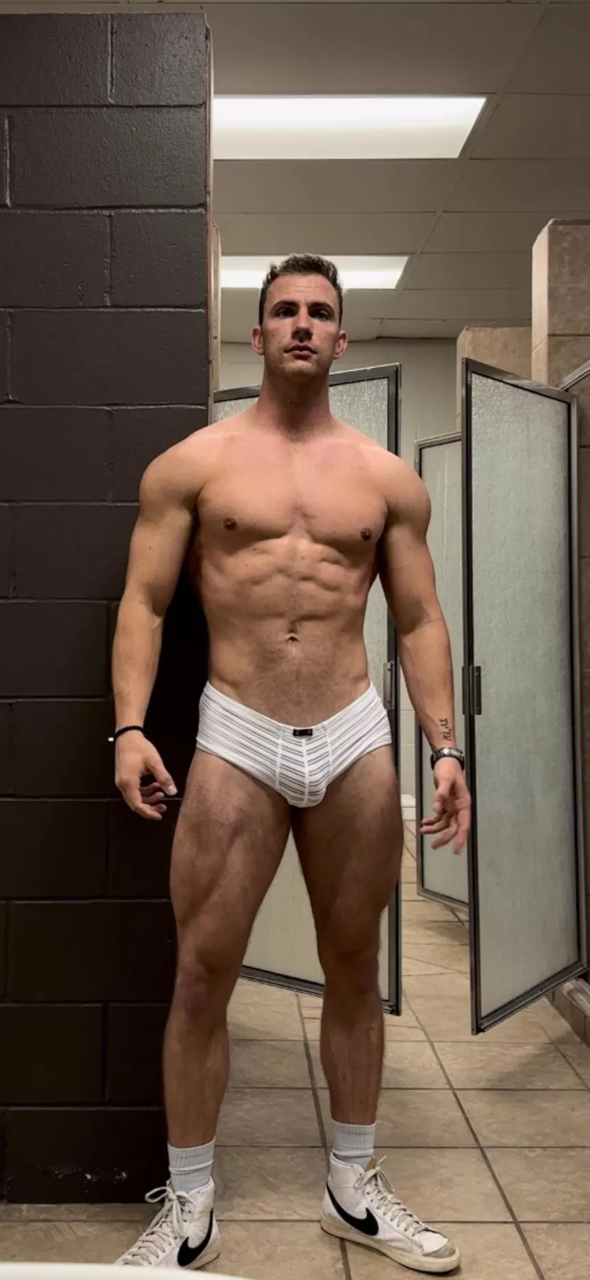 Might bulk and lose the abs soon. Whatcha think