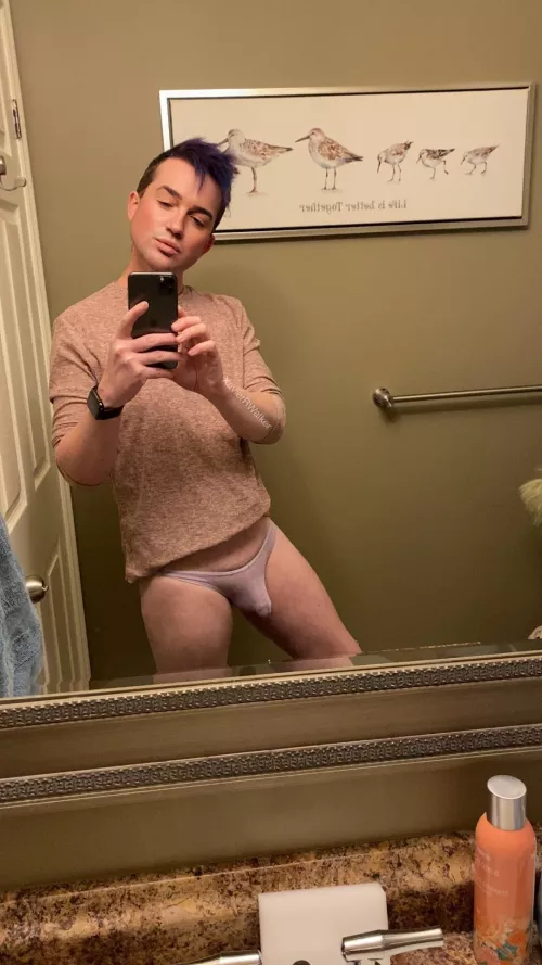 (Nsfw) we should hang out 🥰