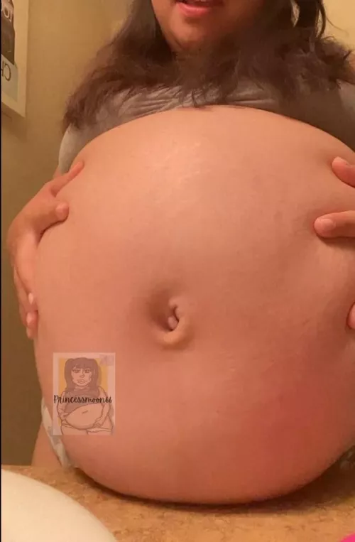 So round and heavy 🤰🏻