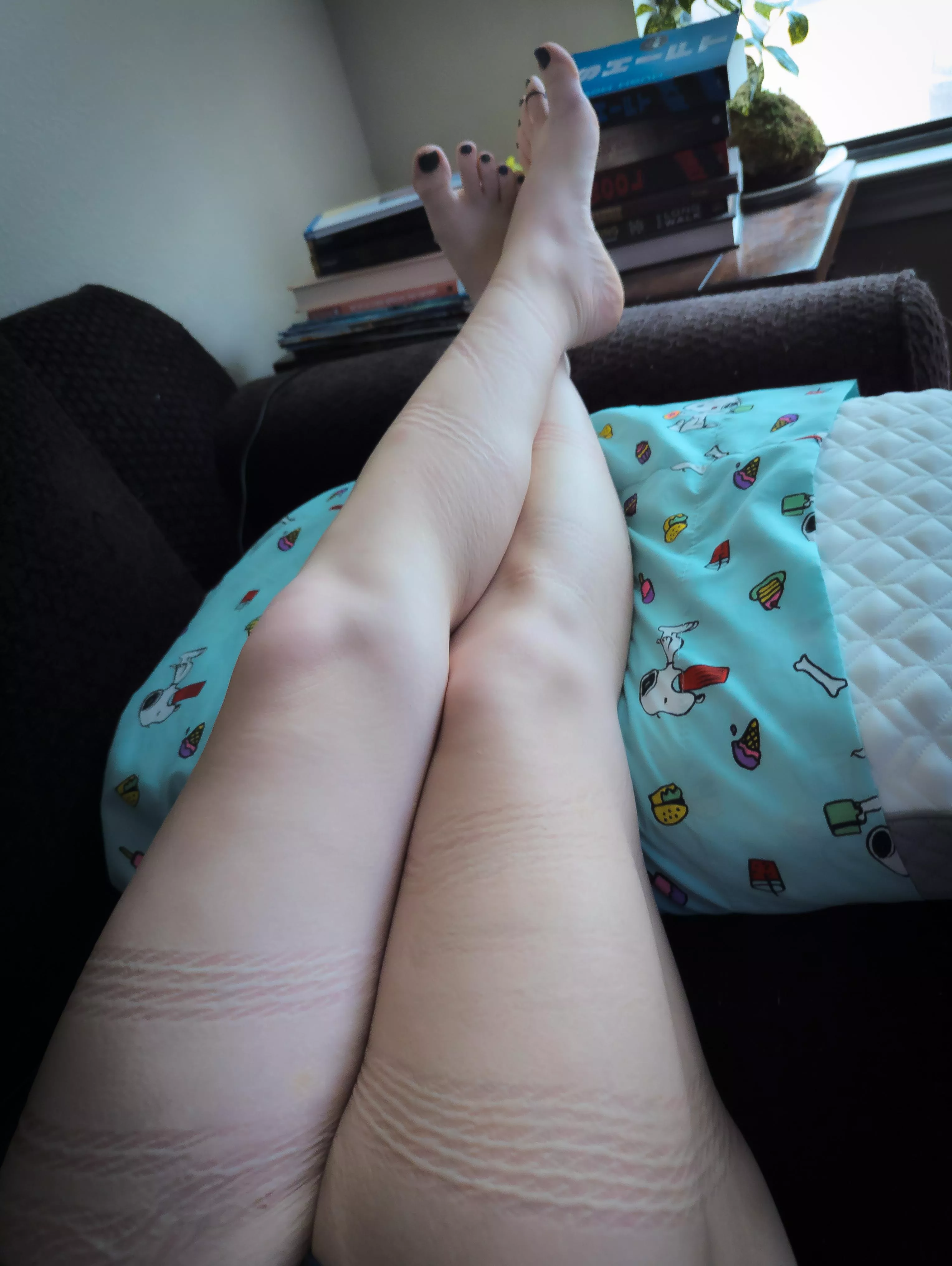 Sunday worship. Ignore the rope marks.