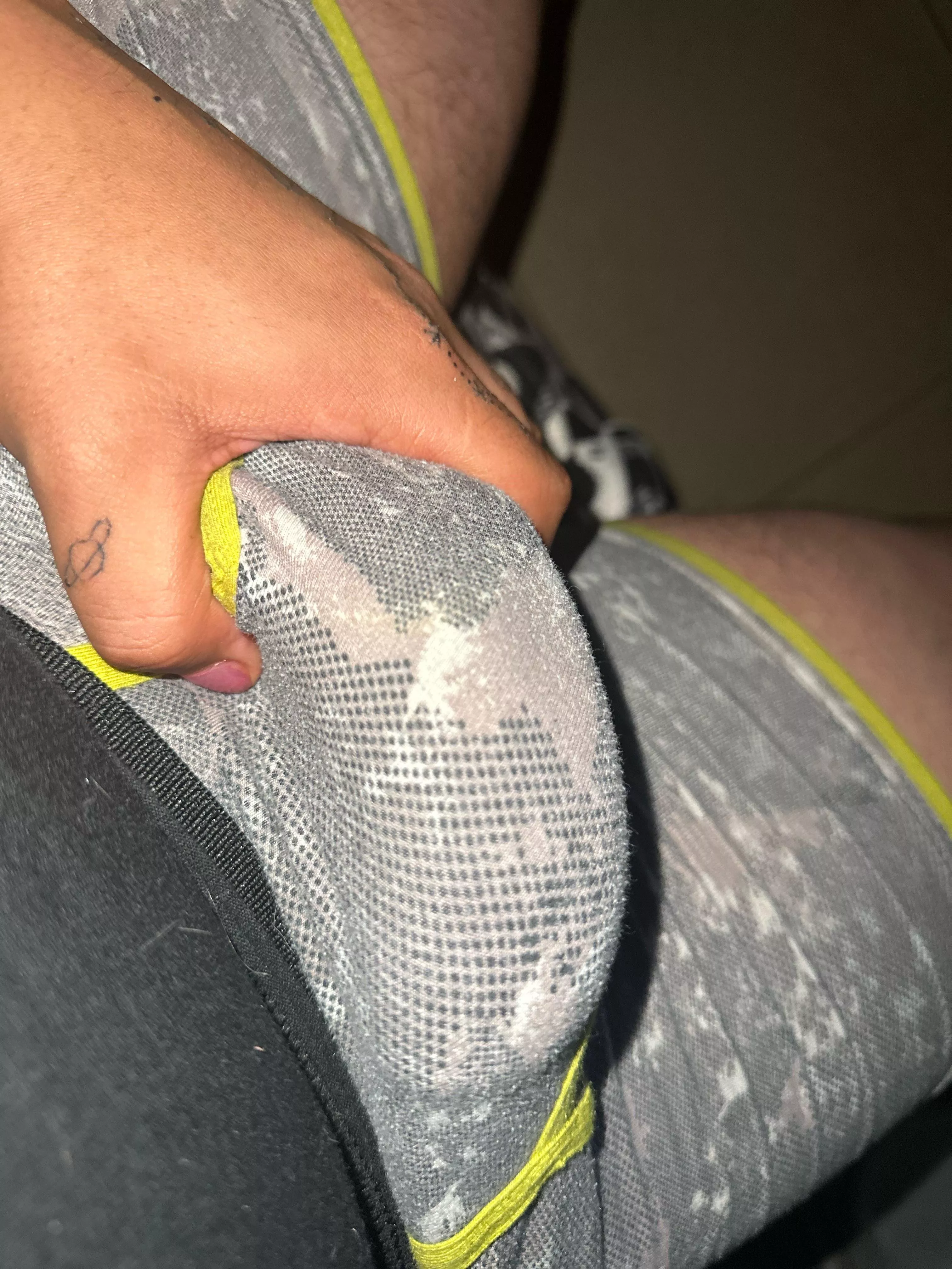 This happens every time I scroll through Reddit