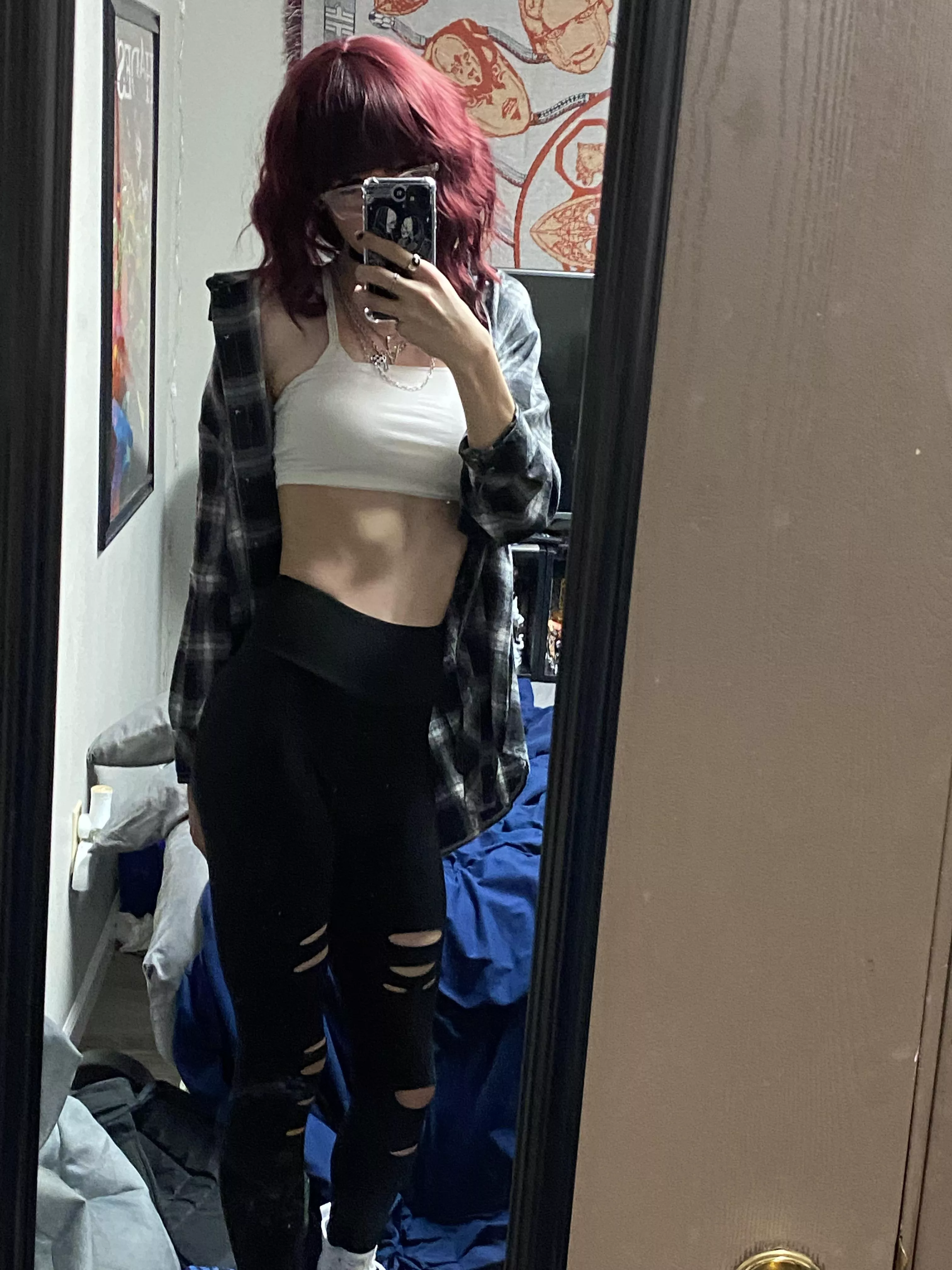 Yoga pants are so comfy! Do you think they look good?