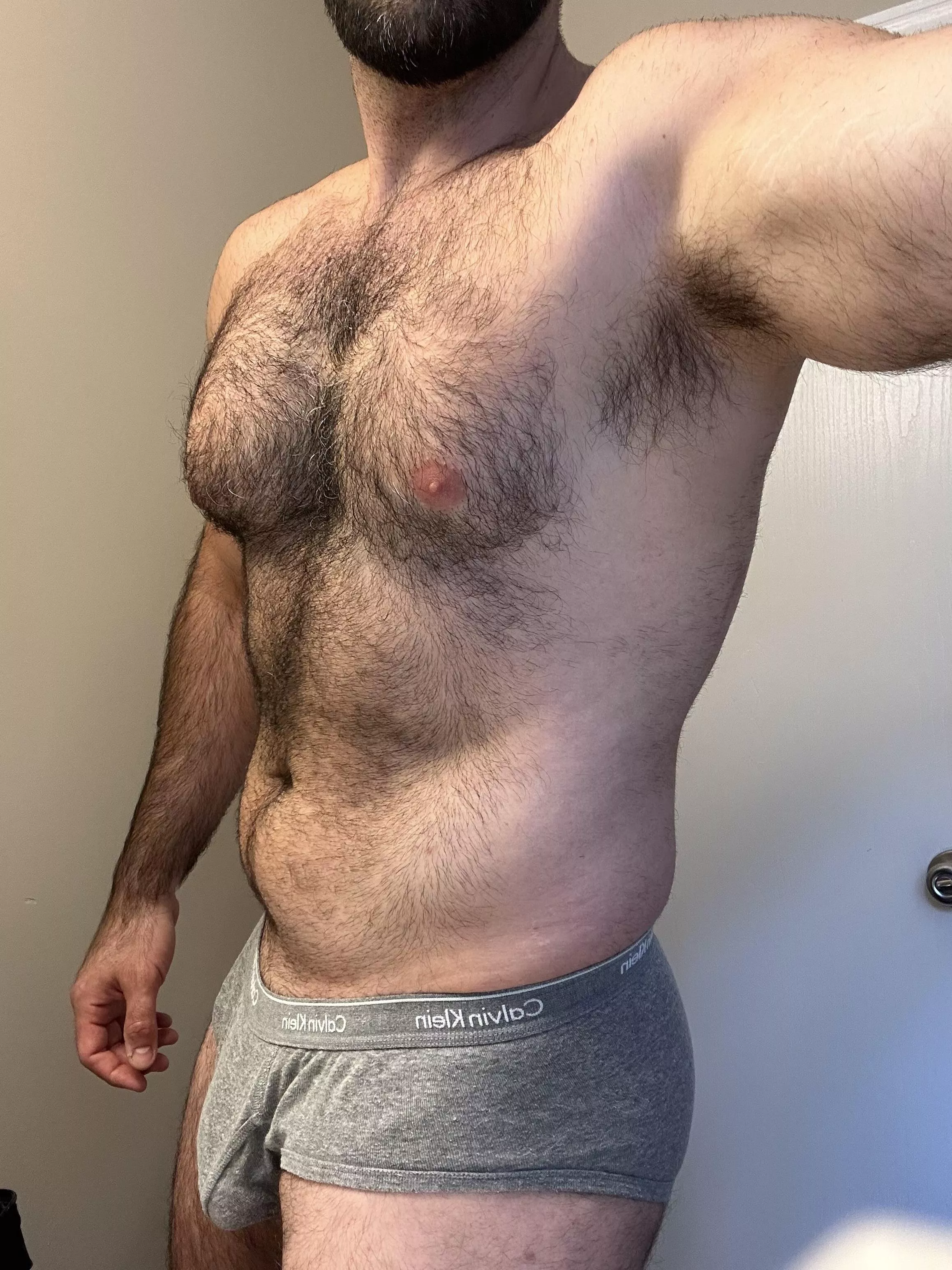 Hairy dad bod (38) Hairy dad bod (38)