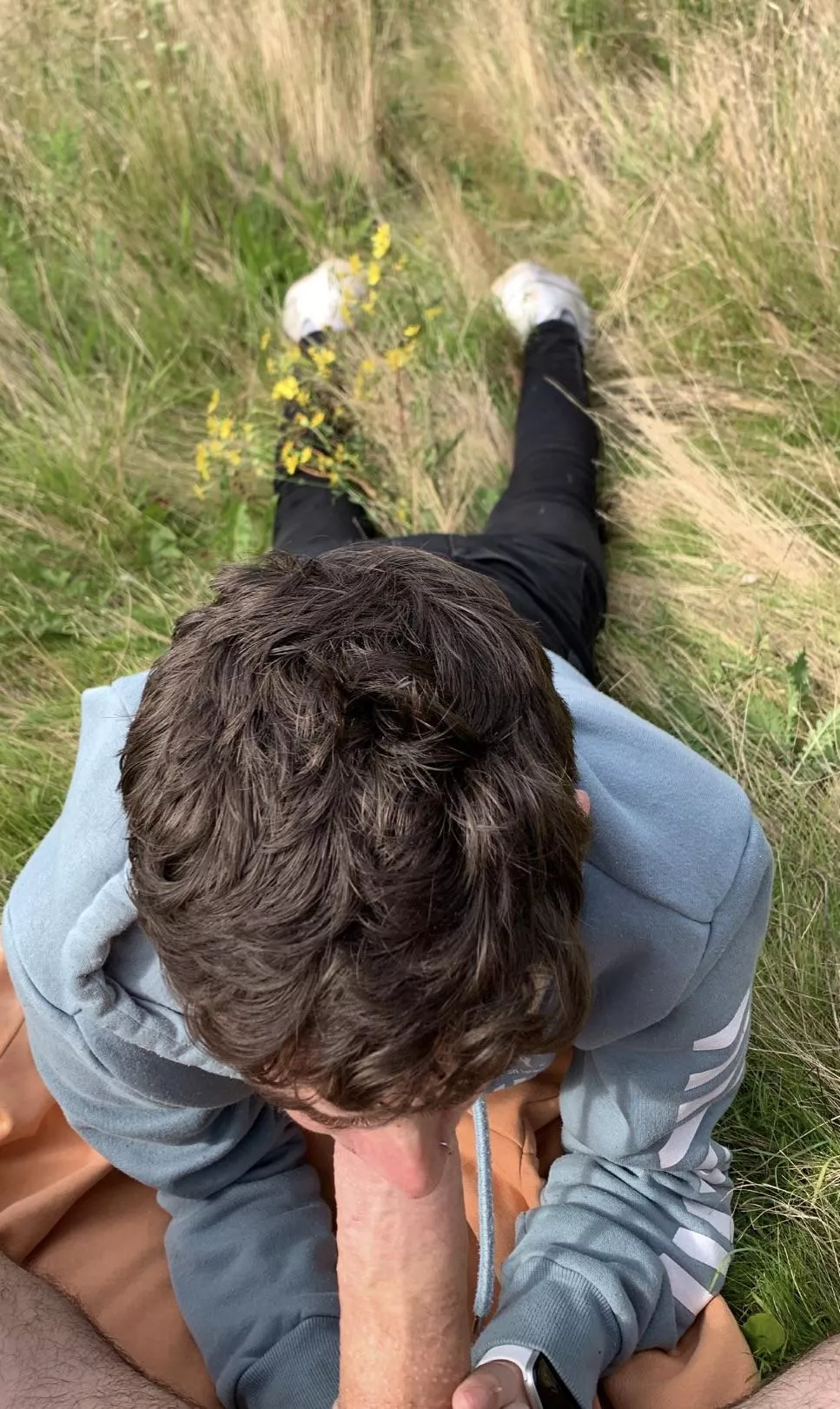 He sucked til I came (even when we got caught 😂)