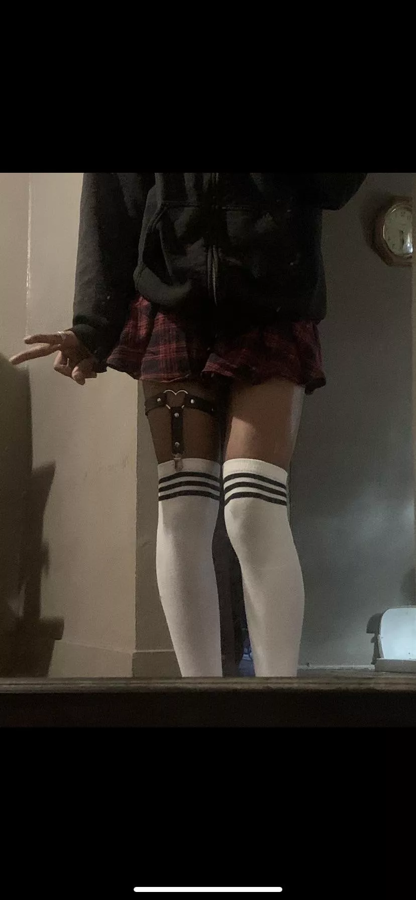 hiii, don’t be shy pls >.<