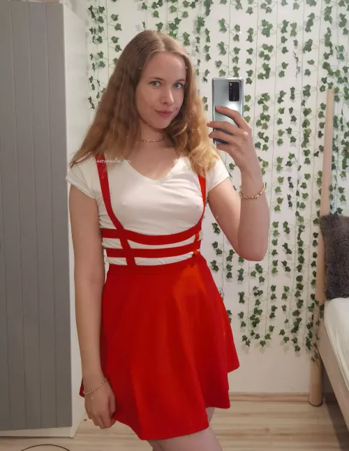 I feel most sexy without bra :)