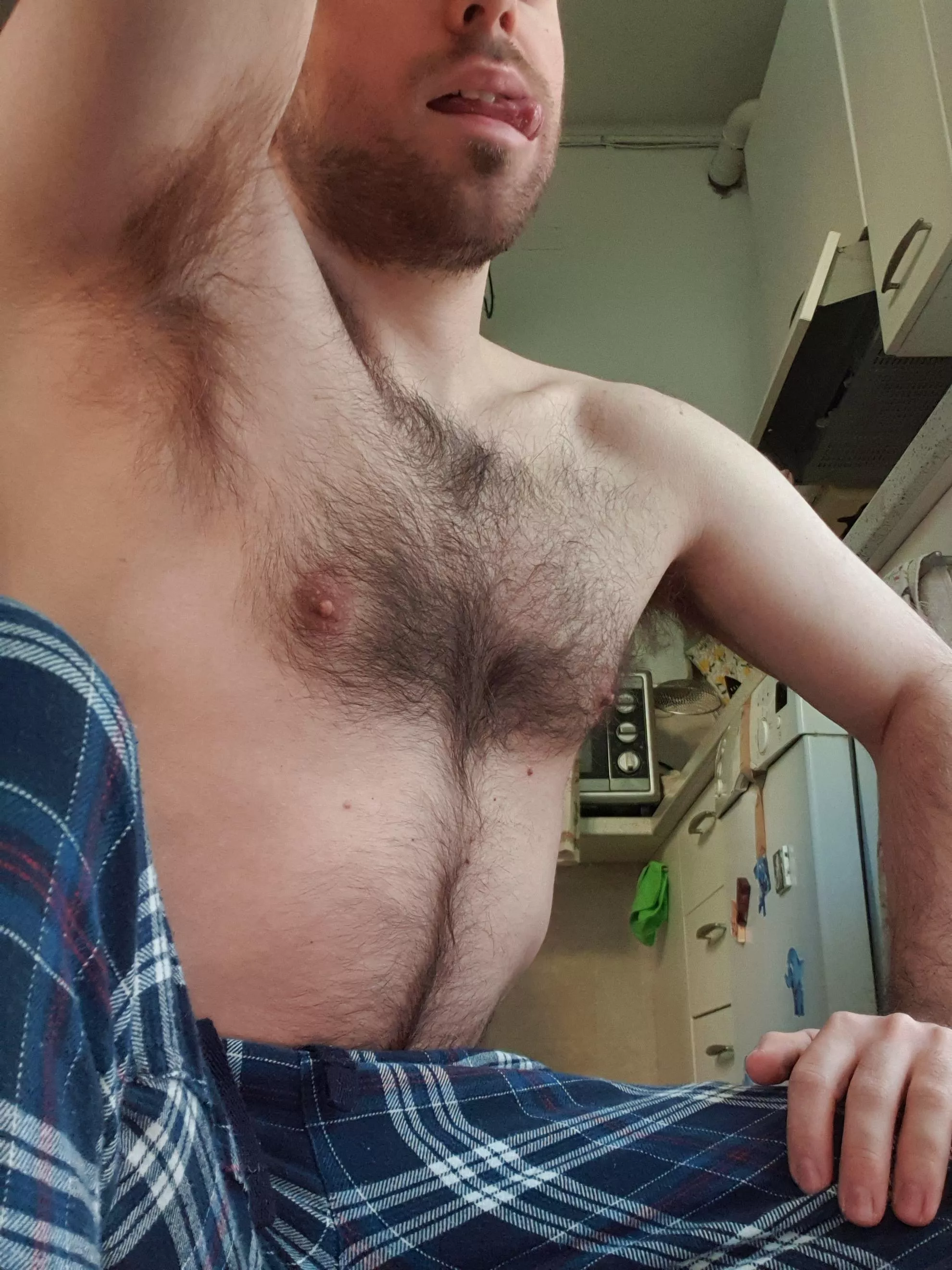 I needed to check something in the kitchen, i had to take the pic