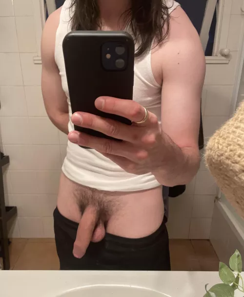 If you worked with me and knew I had this in my pants what you doin? 👀