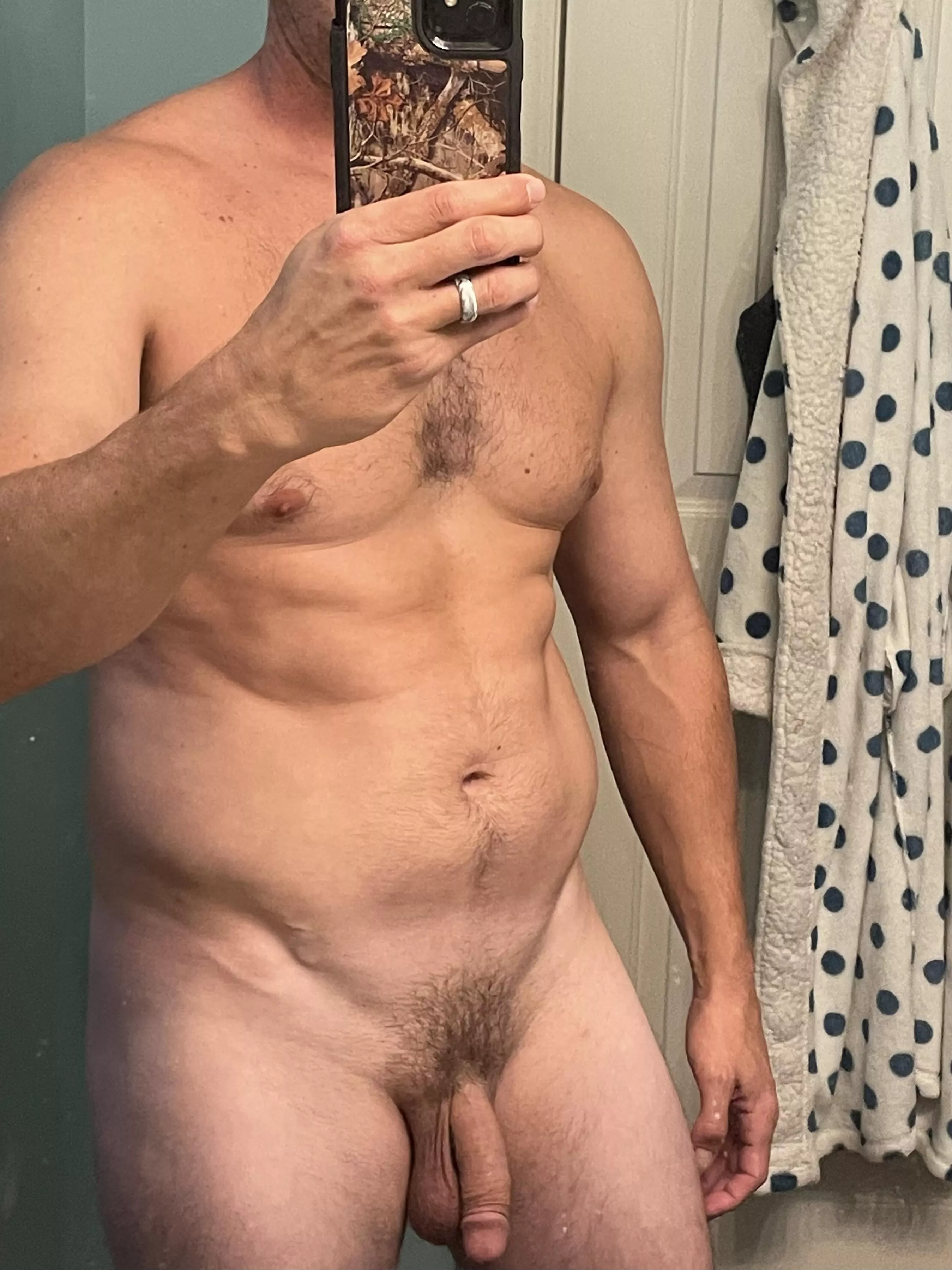 Just a naked dad selfie [37]
