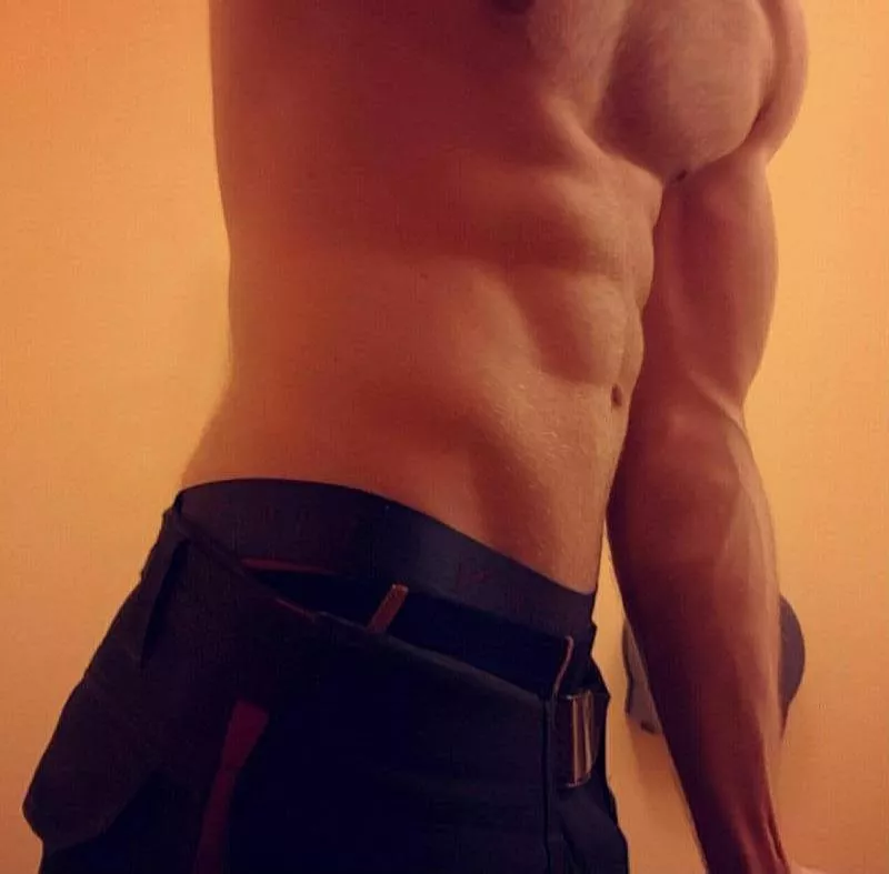 love to do this pose. (Oc)