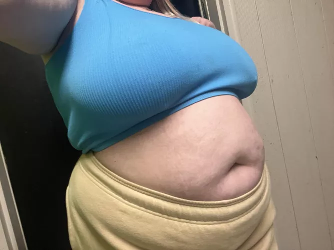 on my way to get ice cream😝