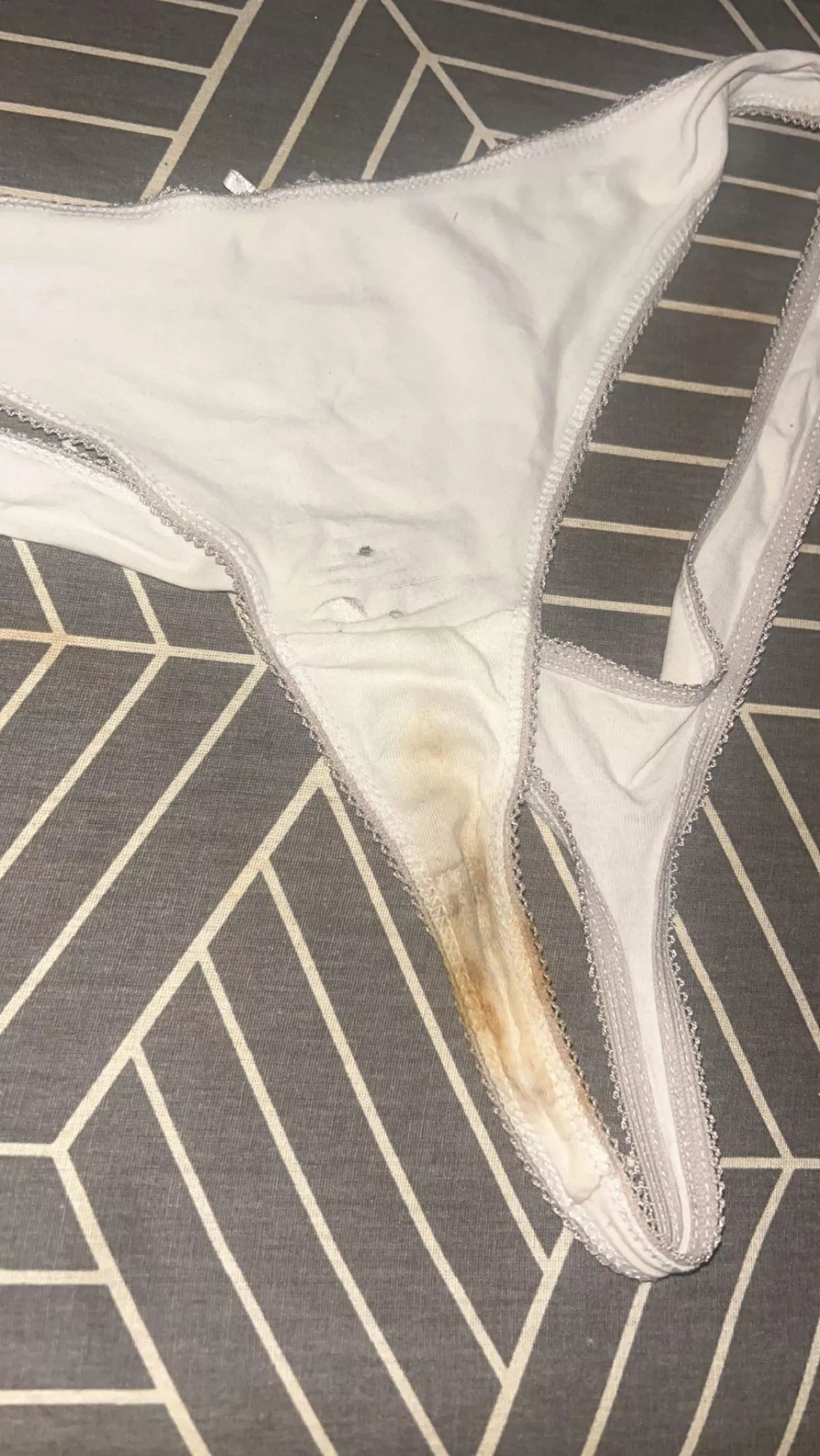 One sniff and your addicted😏