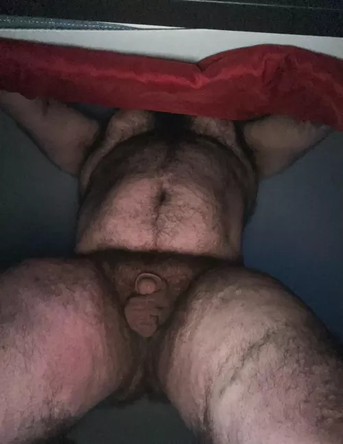 Open up that pretty lil mouth for Daddy!!🐻😉