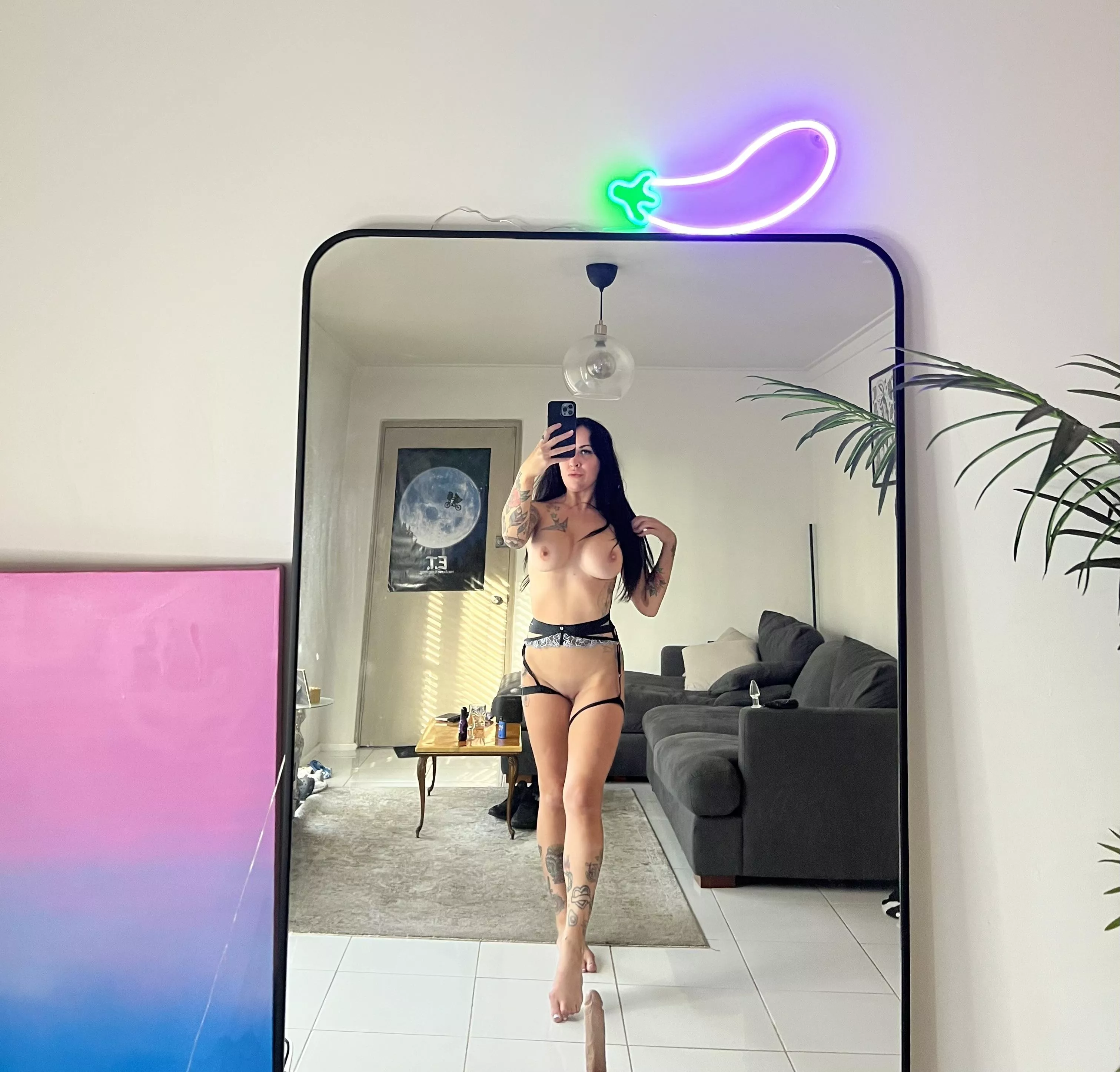 Raven hair and extra 🍆