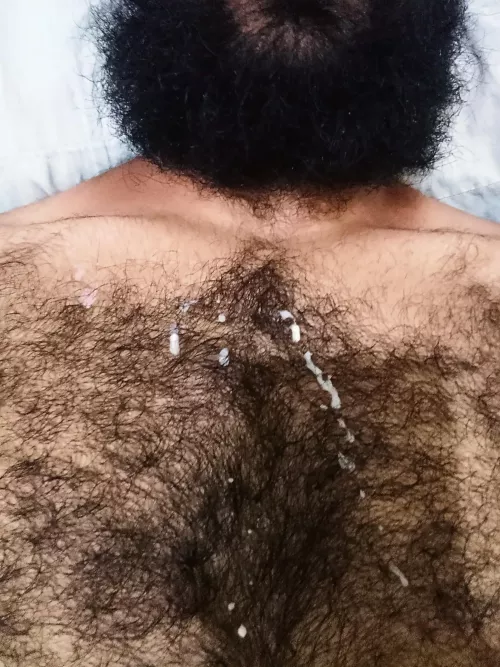 There's something better than cum on your own hairy chest?