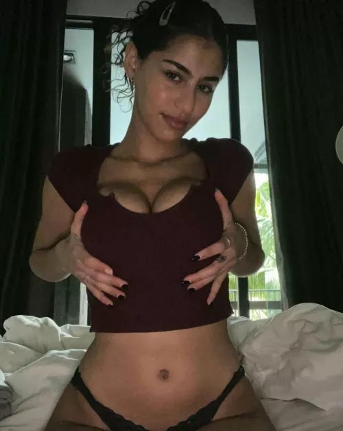 This love how this top looks on me, do you?