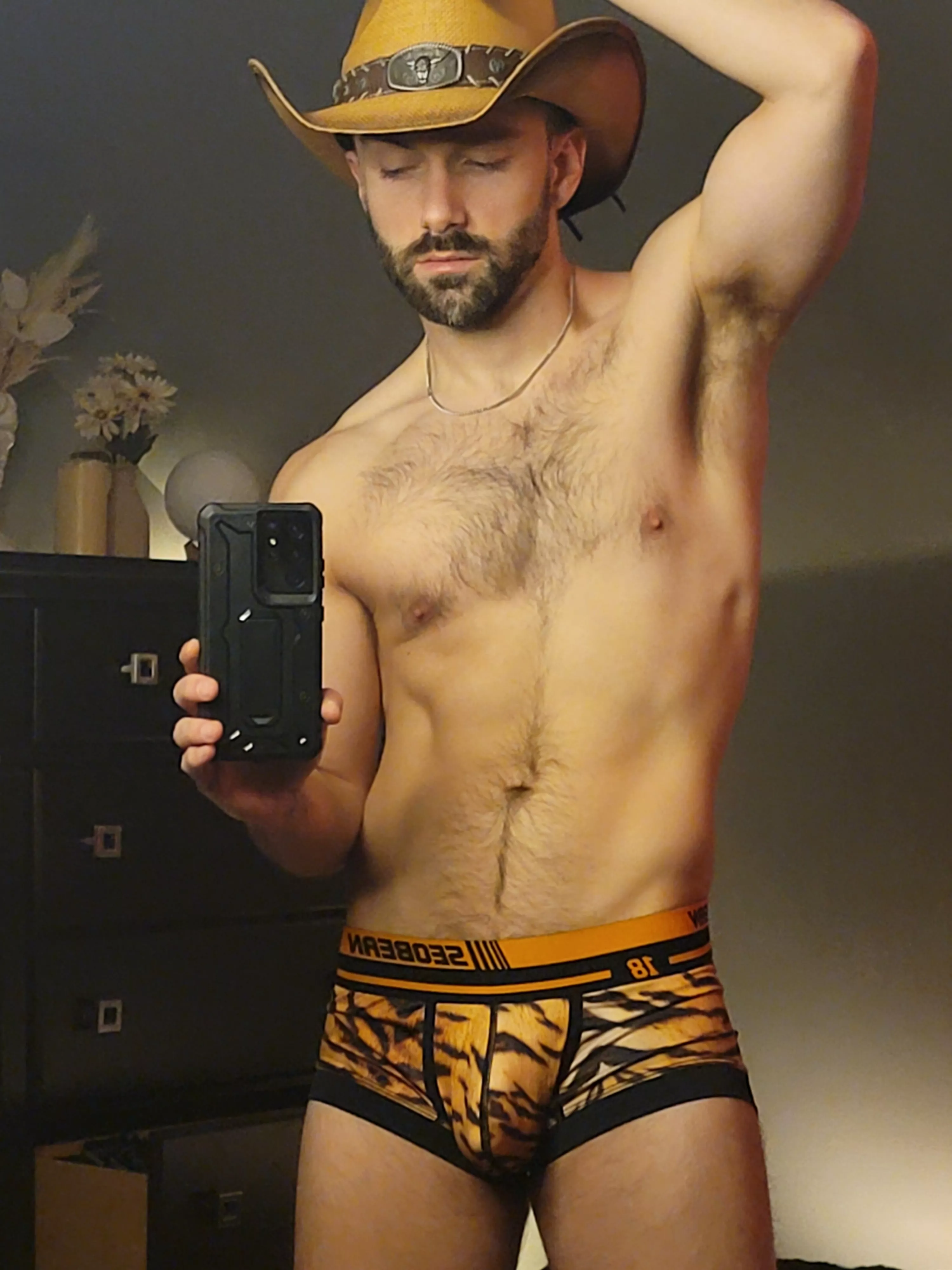 Tiger is my favorite animal lol