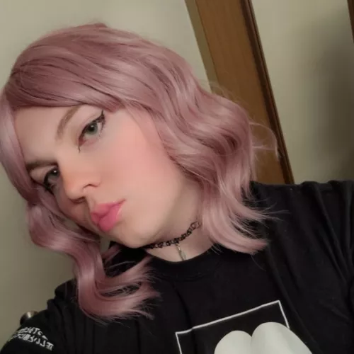 Ugh my makeup was so good for this pic