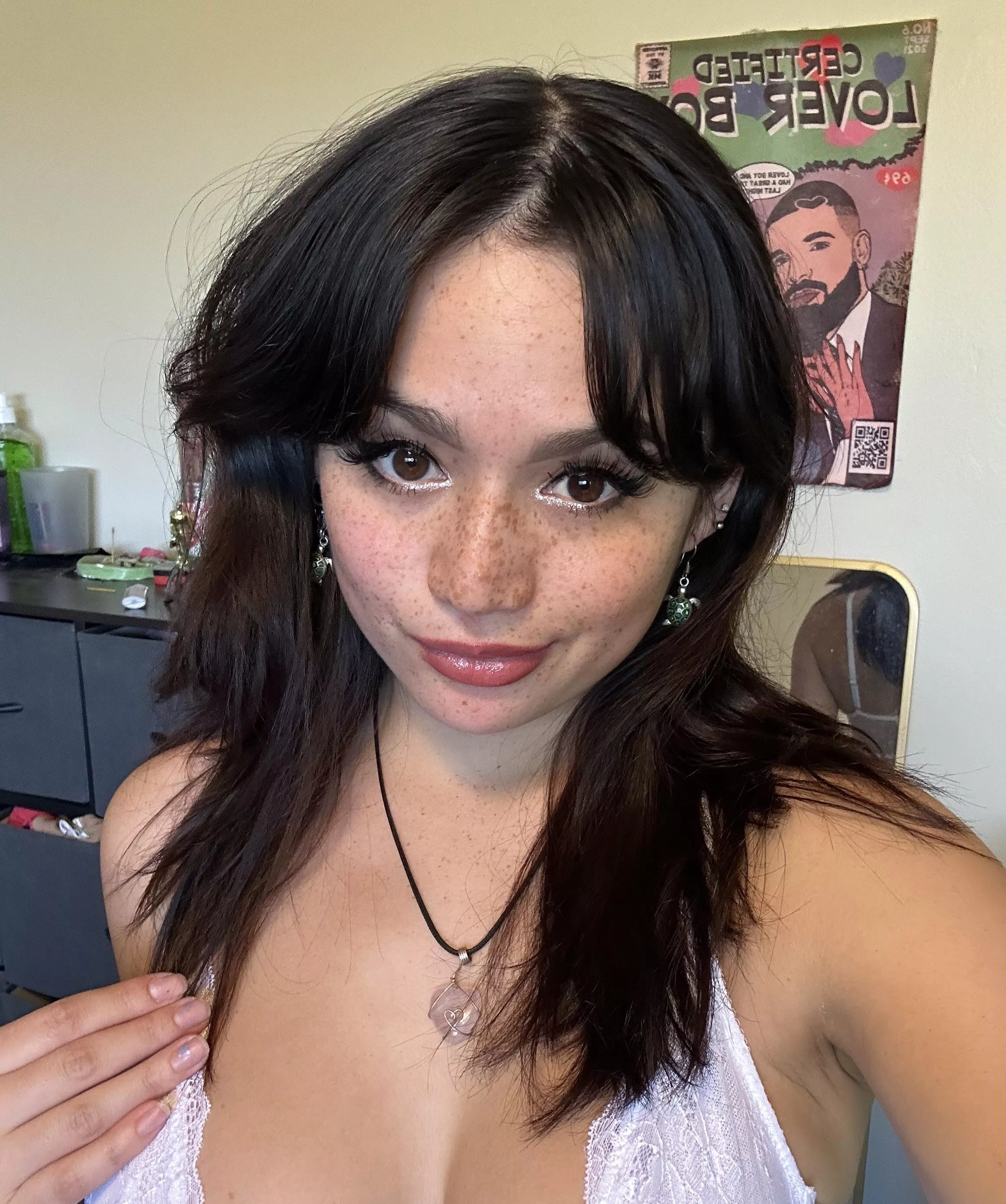 18 yrs old, nurse and single