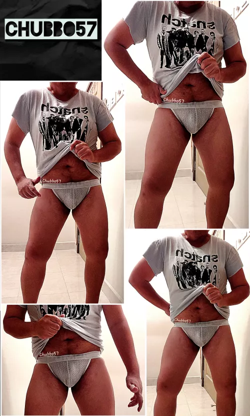 Do I make your 'snatch' twitch? 😉🩲✊🏾🍆😂