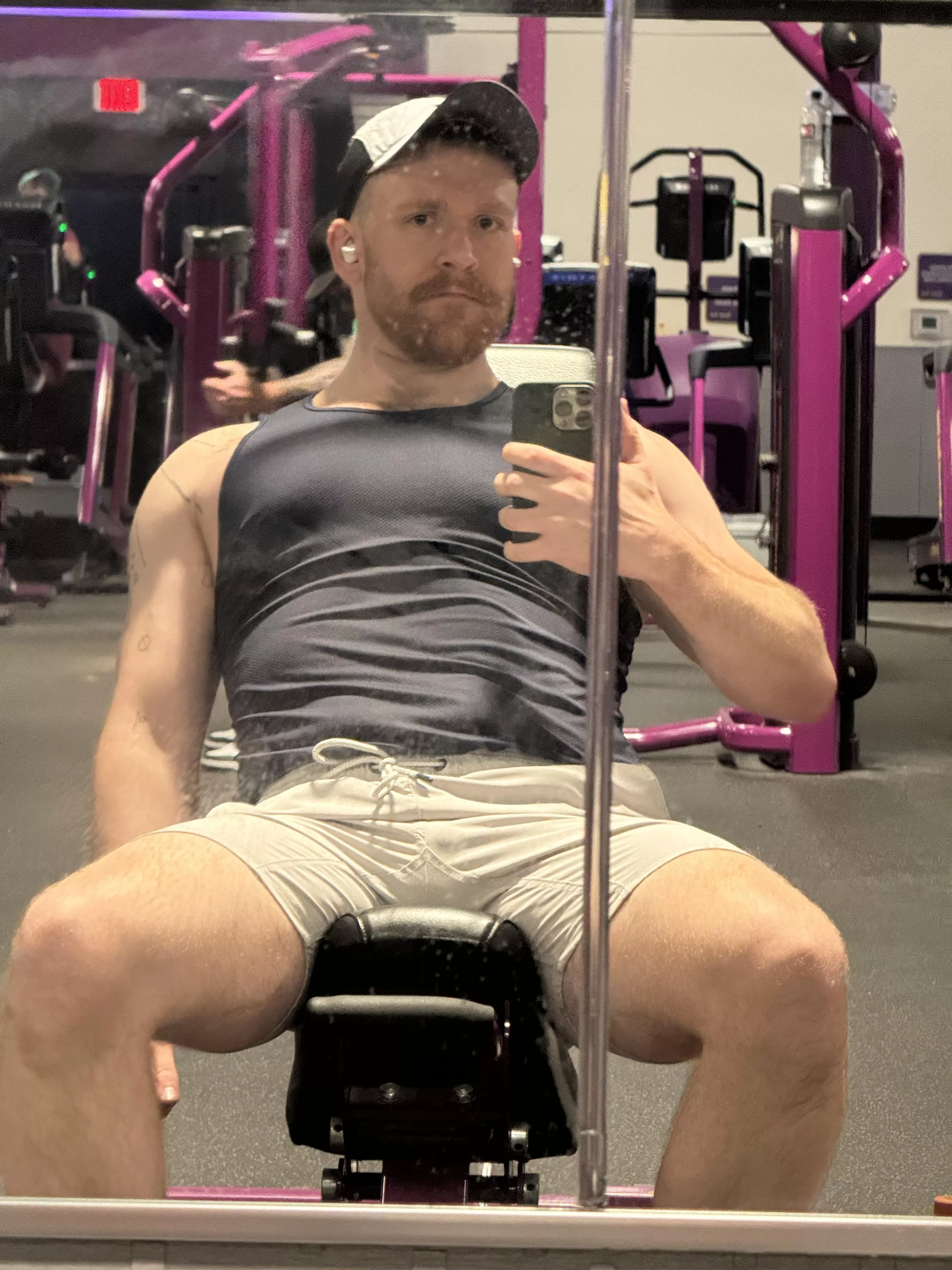 Going to the gym every day while watching my parent's dogs has me feeling more fit than usual :D