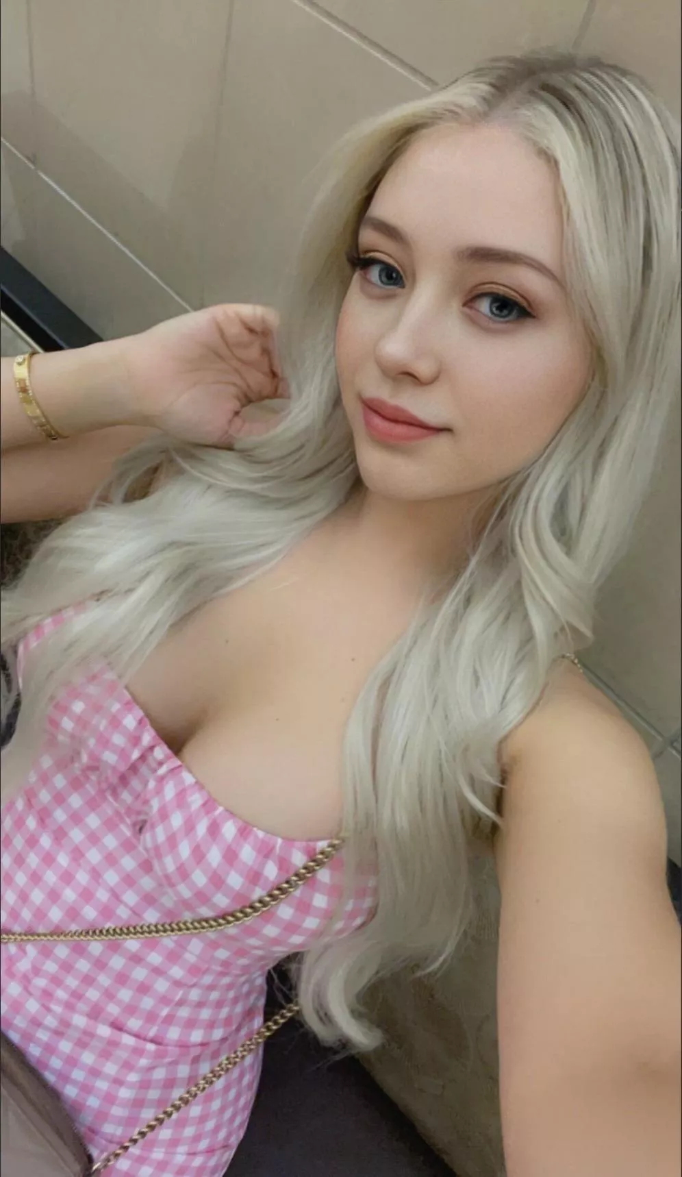 I love getting all pretty before going live