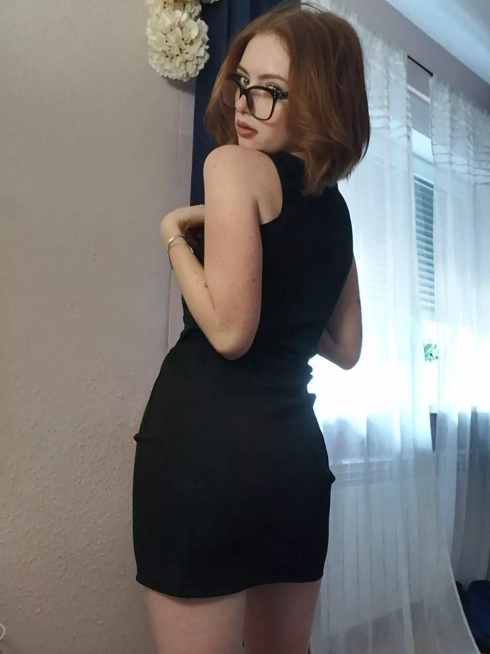 I think my skirt is too short