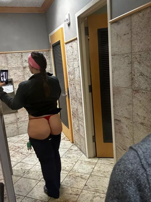 I'd love to get you hard in the work bathroom