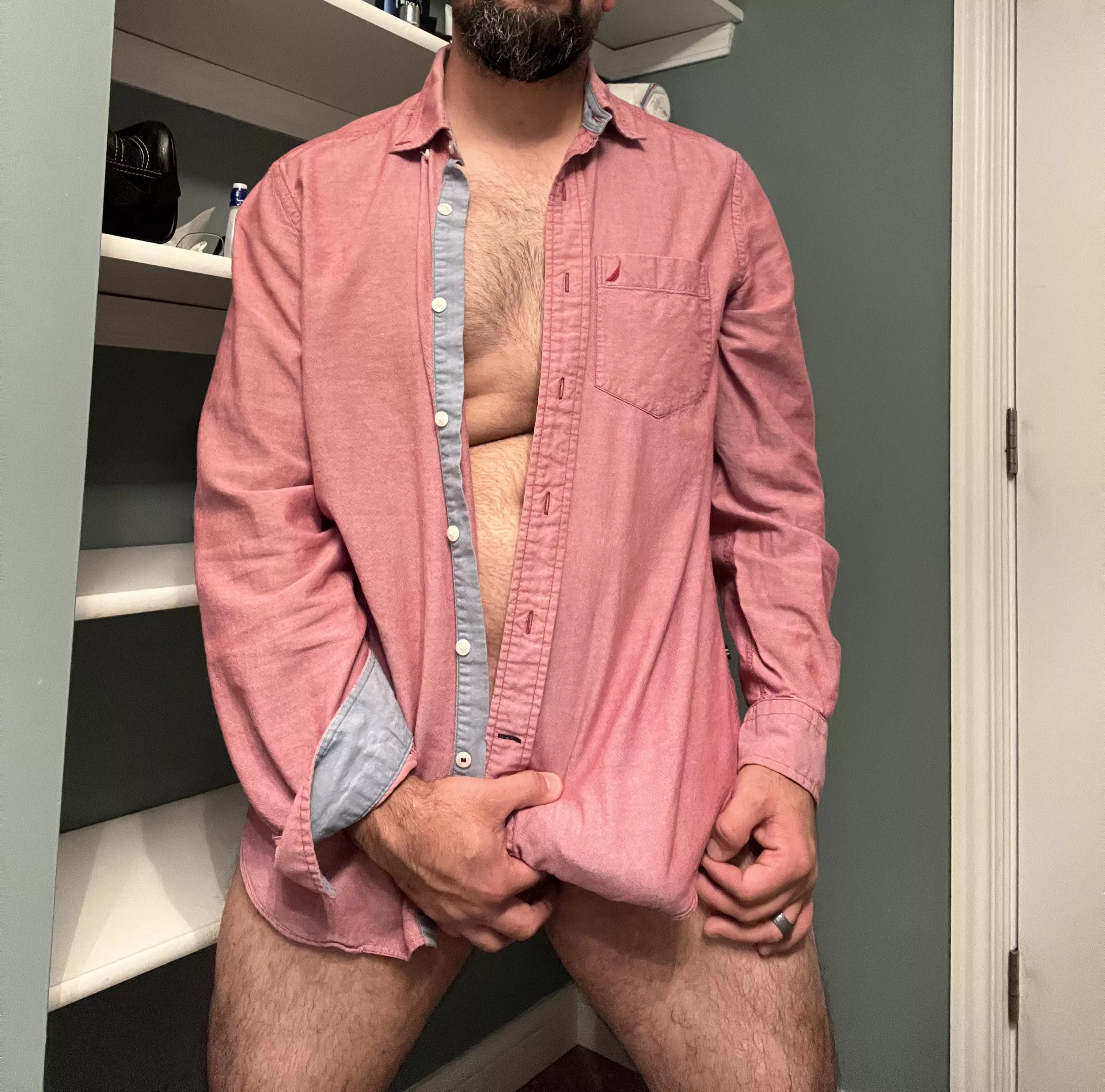 I’ll start off my 37th bday week with my fav color shirt.