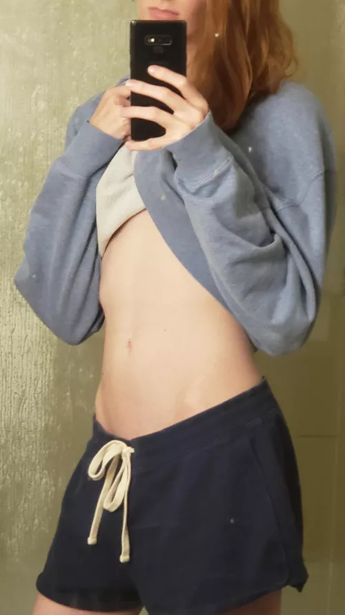 i'm not very good at taking selfies :/