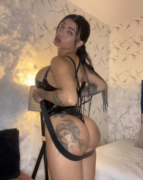 Is this a smackable ass?