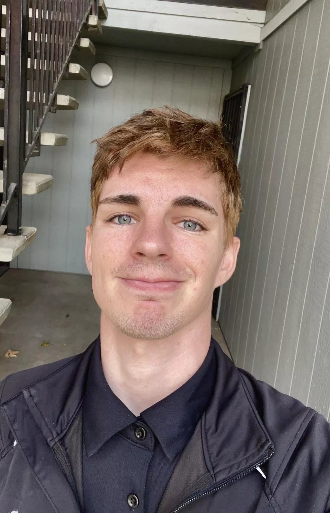 Loving this cold weather, anyone else like Autumn best?🍁🍂🍃